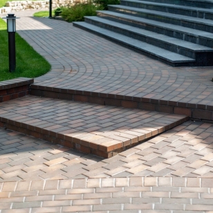 Мощение дорожек